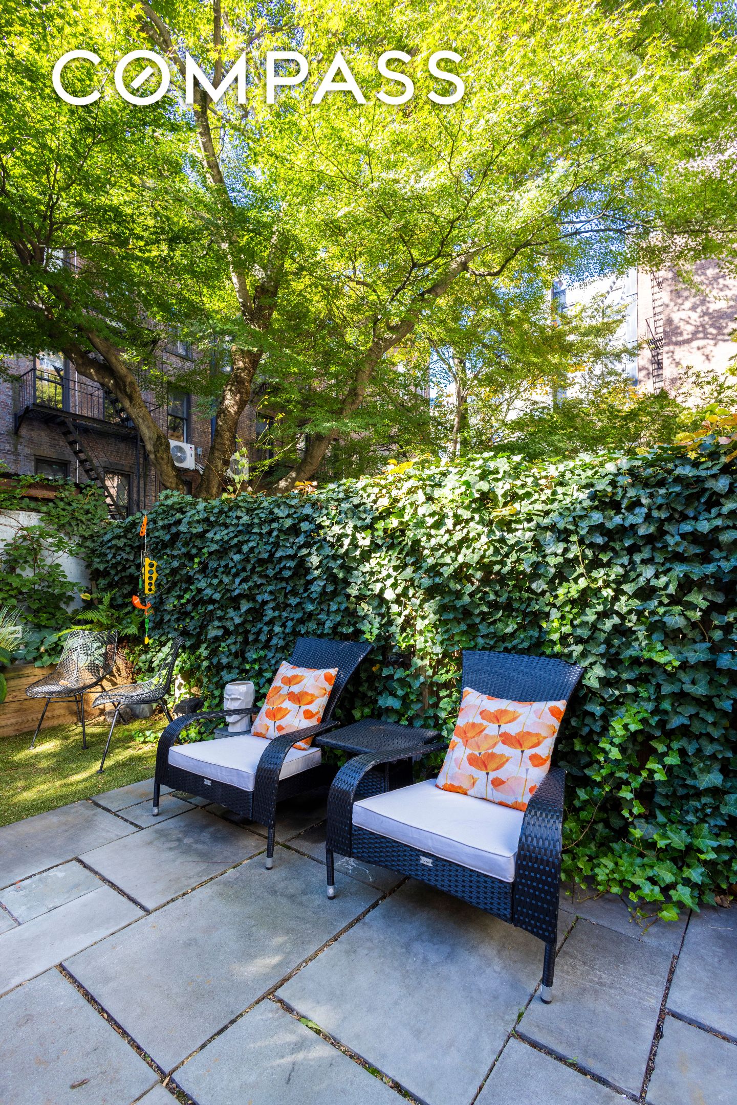 #4 photo, 354 W 23rd Street, マンハッタン Chelsea , NY 10011