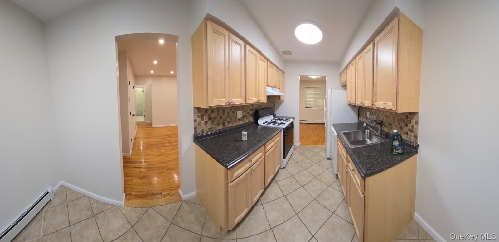 #2 photo, 15 Brevoort Drive, Pomona , NY 10970