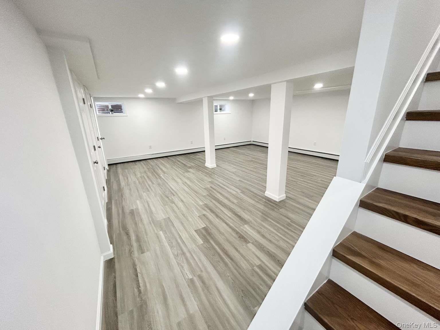 #13 photo, 1390 Wilson Road, ナッソー郡 East Meadow , NY 11554