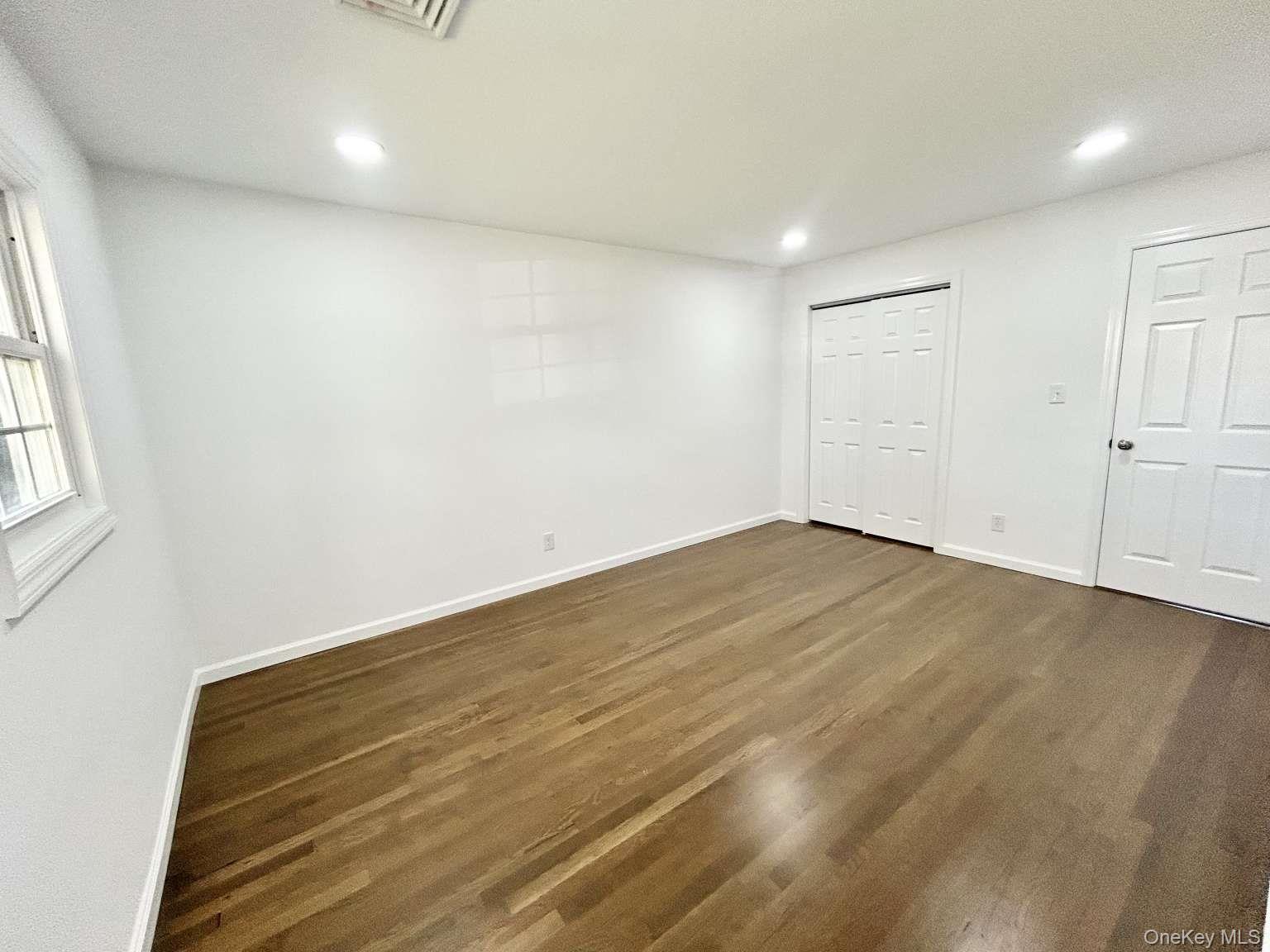 #16 photo, 1390 Wilson Road, ナッソー郡 East Meadow , NY 11554