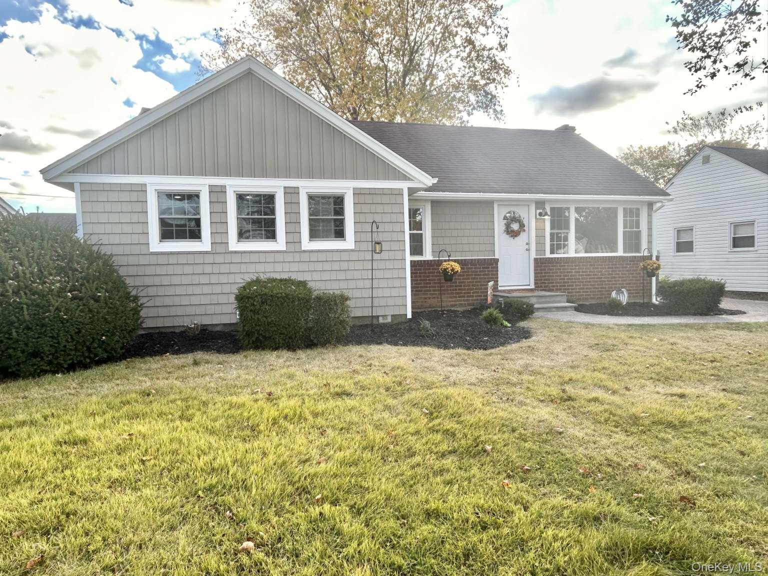 #3 photo, 1390 Wilson Road, ナッソー郡 East Meadow , NY 11554