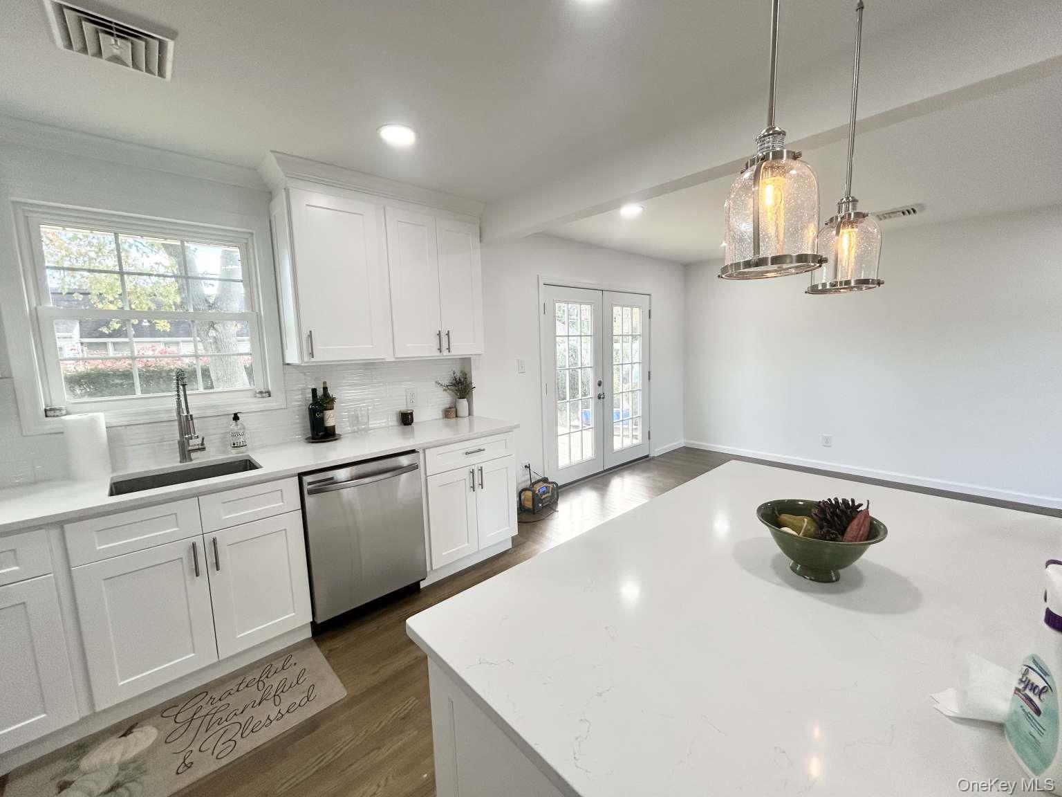 #5 photo, 1390 Wilson Road, ナッソー郡 East Meadow , NY 11554