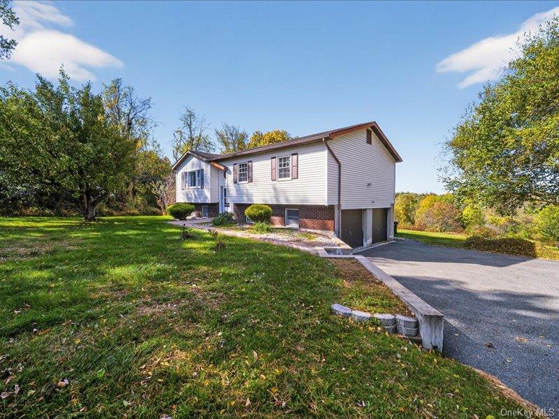 #4 photo, 50 Cunningham Lane, Poughquag , NY 12570