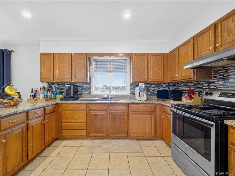 #8 photo, 50 Cunningham Lane, Poughquag , NY 12570