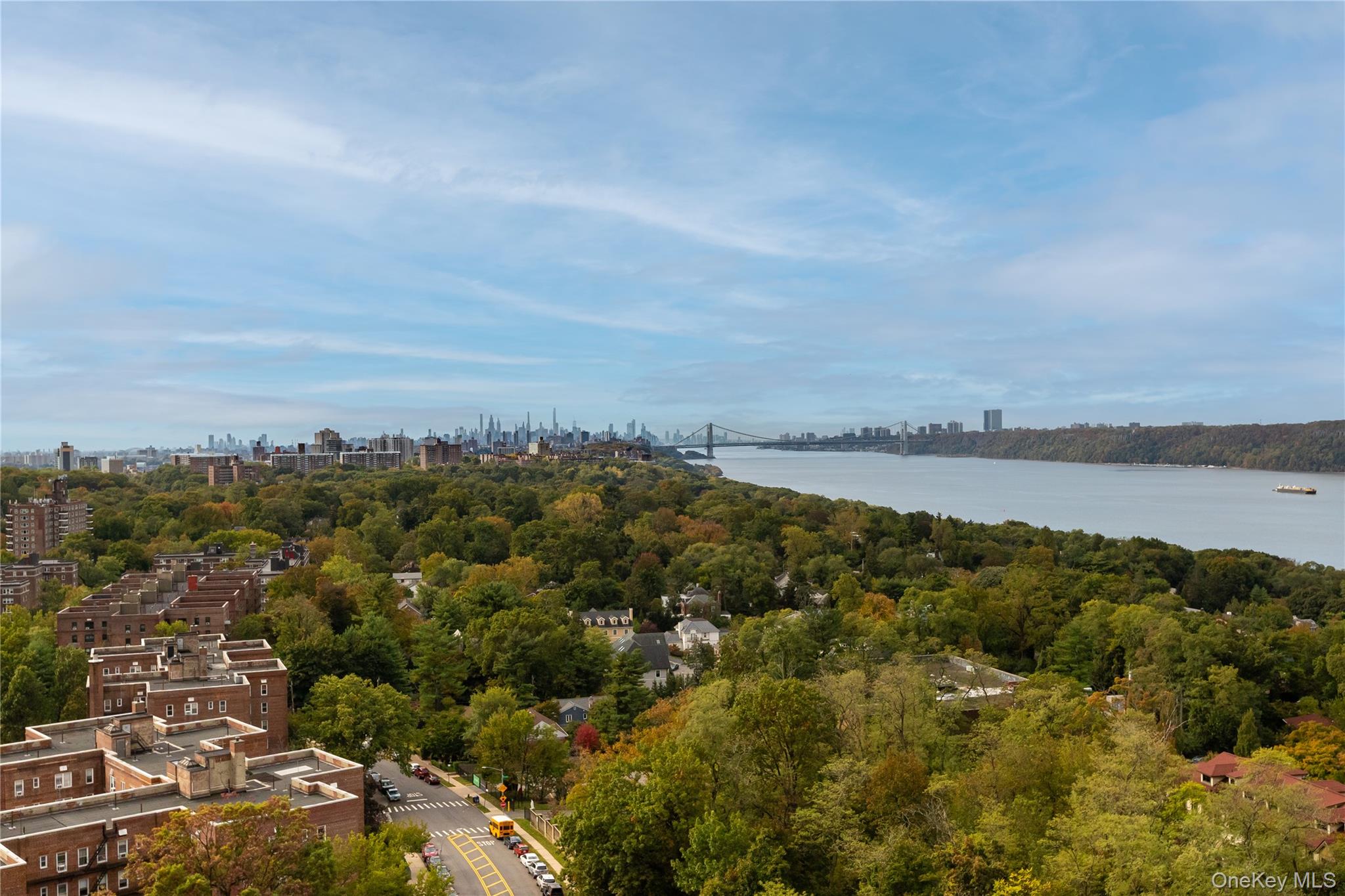 #9 photo, 5700 Arlington Avenue, ブロンクス区 Bronx , NY 10471