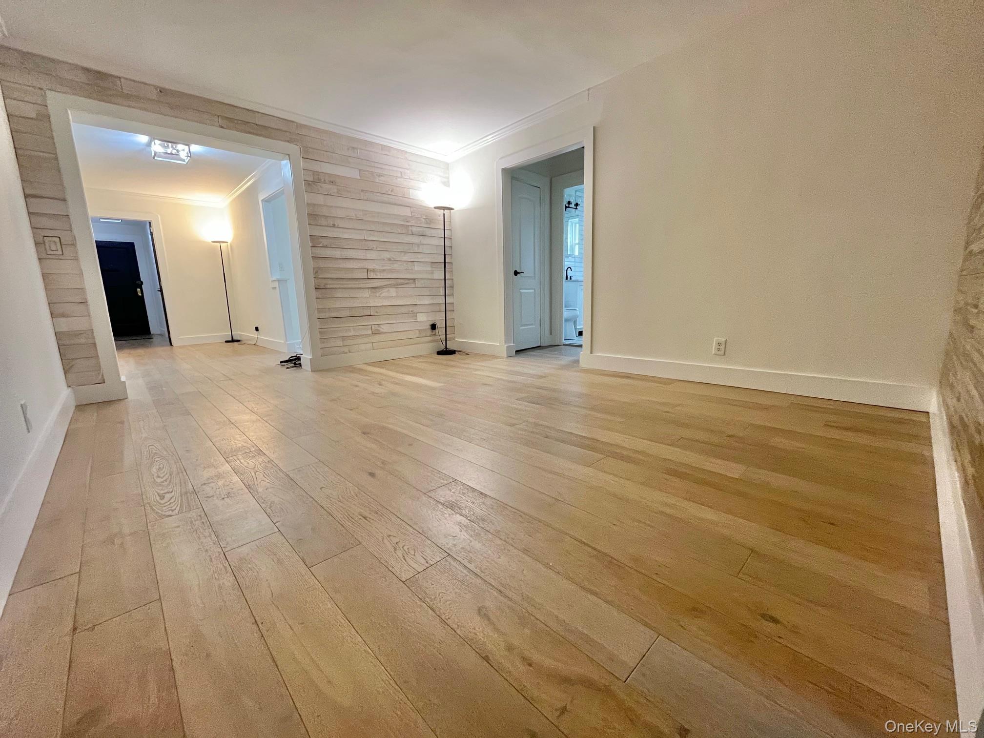 #10 photo, 450 Pelham Road, New Rochelle , NY 10805