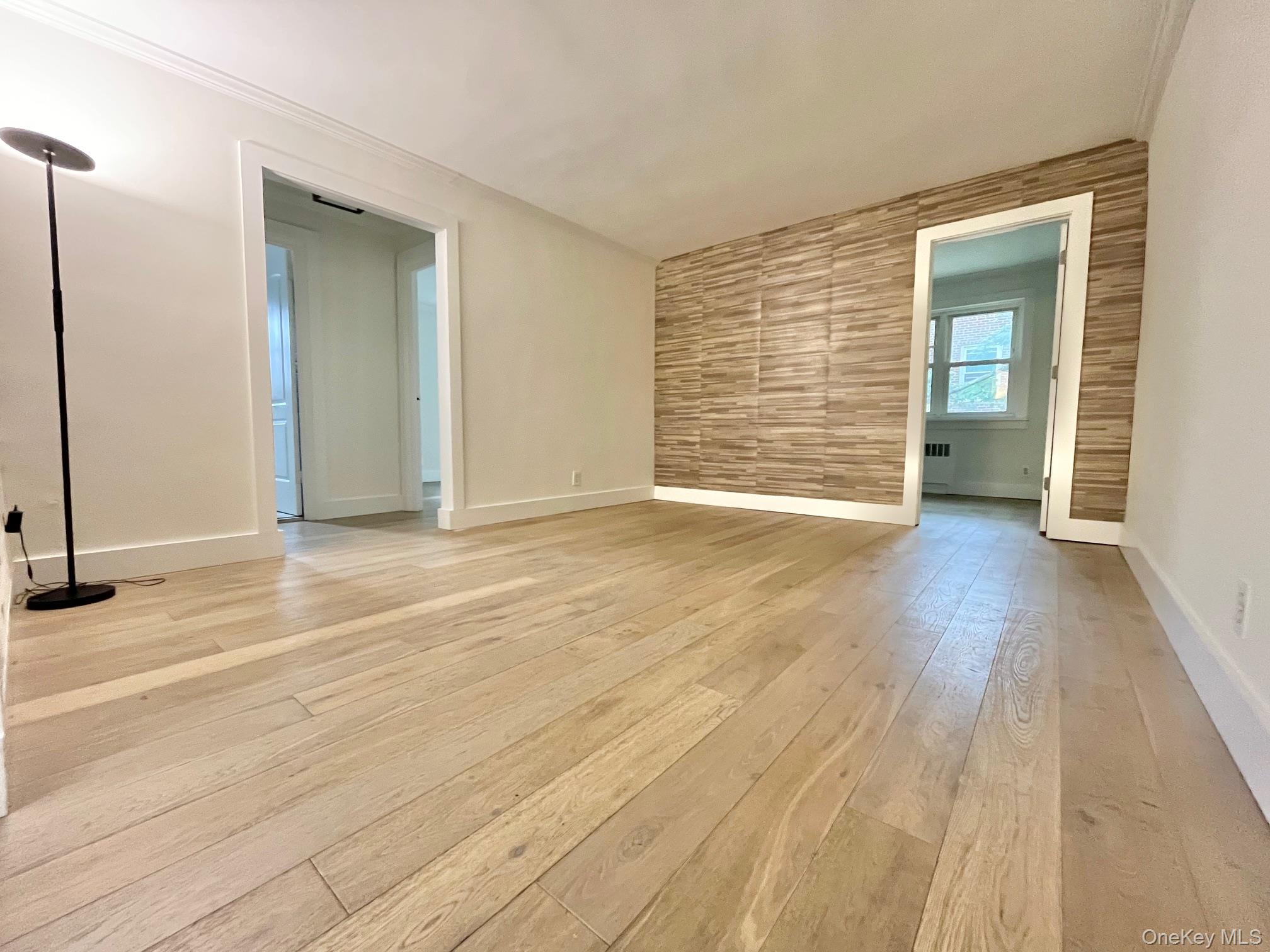 #11 photo, 450 Pelham Road, New Rochelle , NY 10805