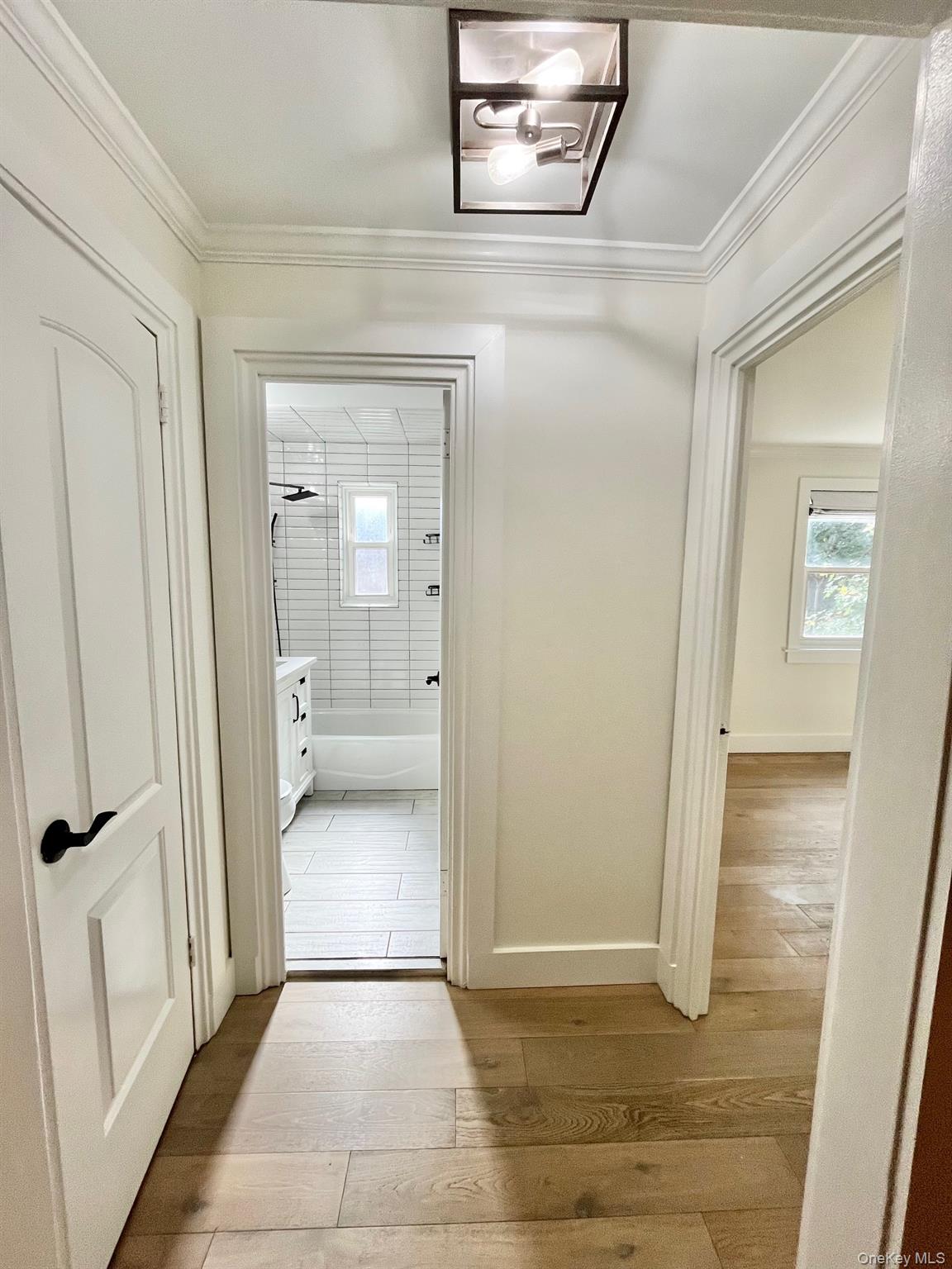 #16 photo, 450 Pelham Road, New Rochelle , NY 10805