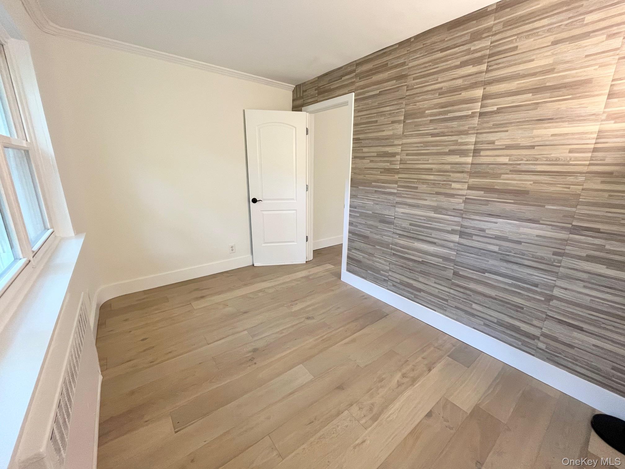 #17 photo, 450 Pelham Road, New Rochelle , NY 10805