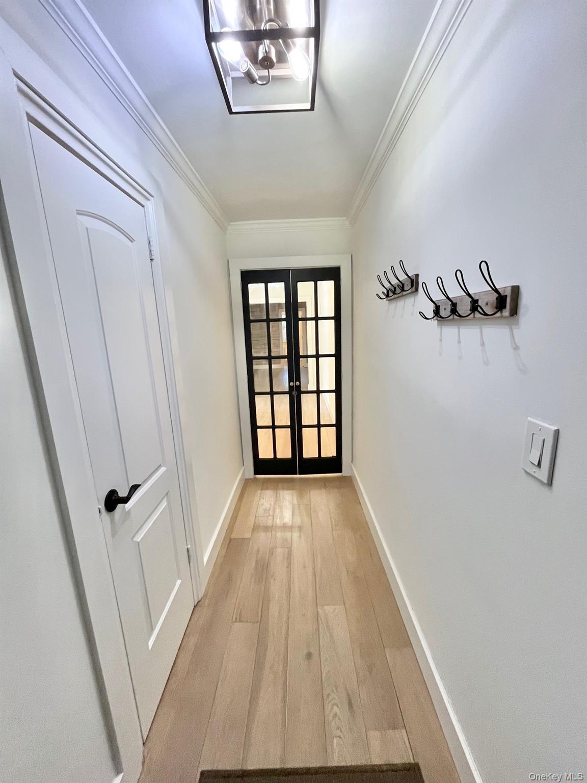 #2 photo, 450 Pelham Road, New Rochelle , NY 10805