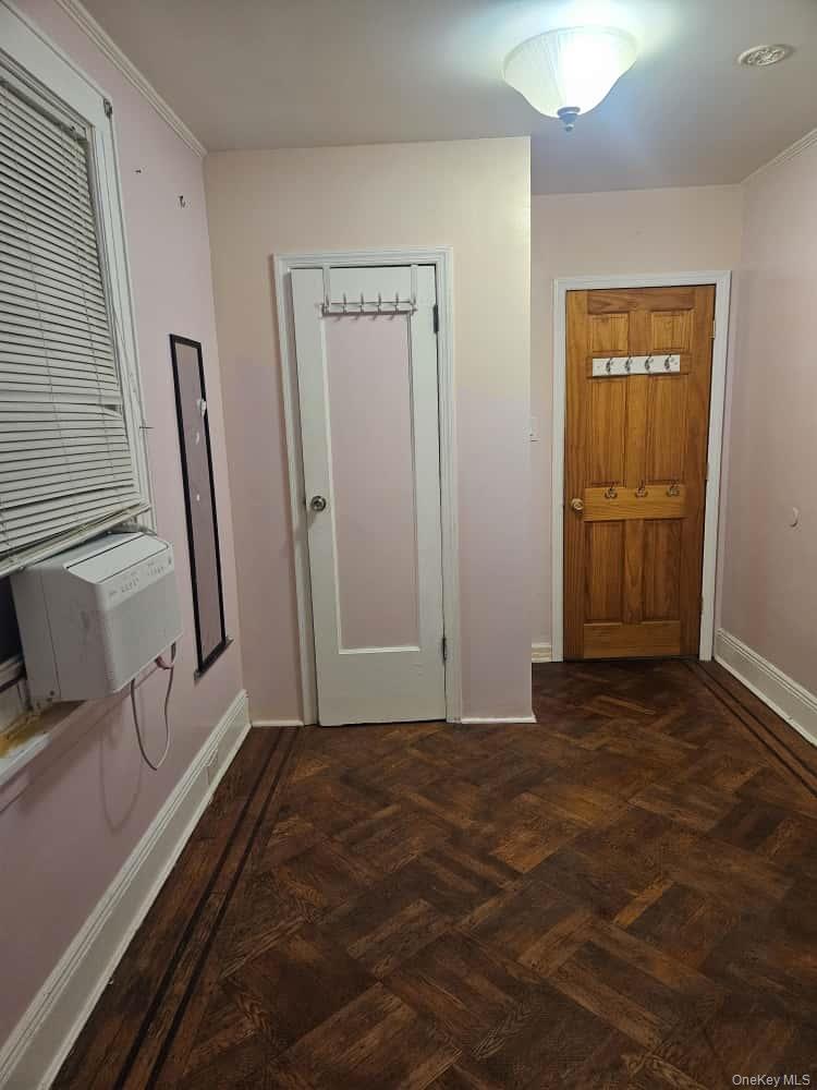 #5 photo, 13929 87th Road, Jamaica , NY 11435