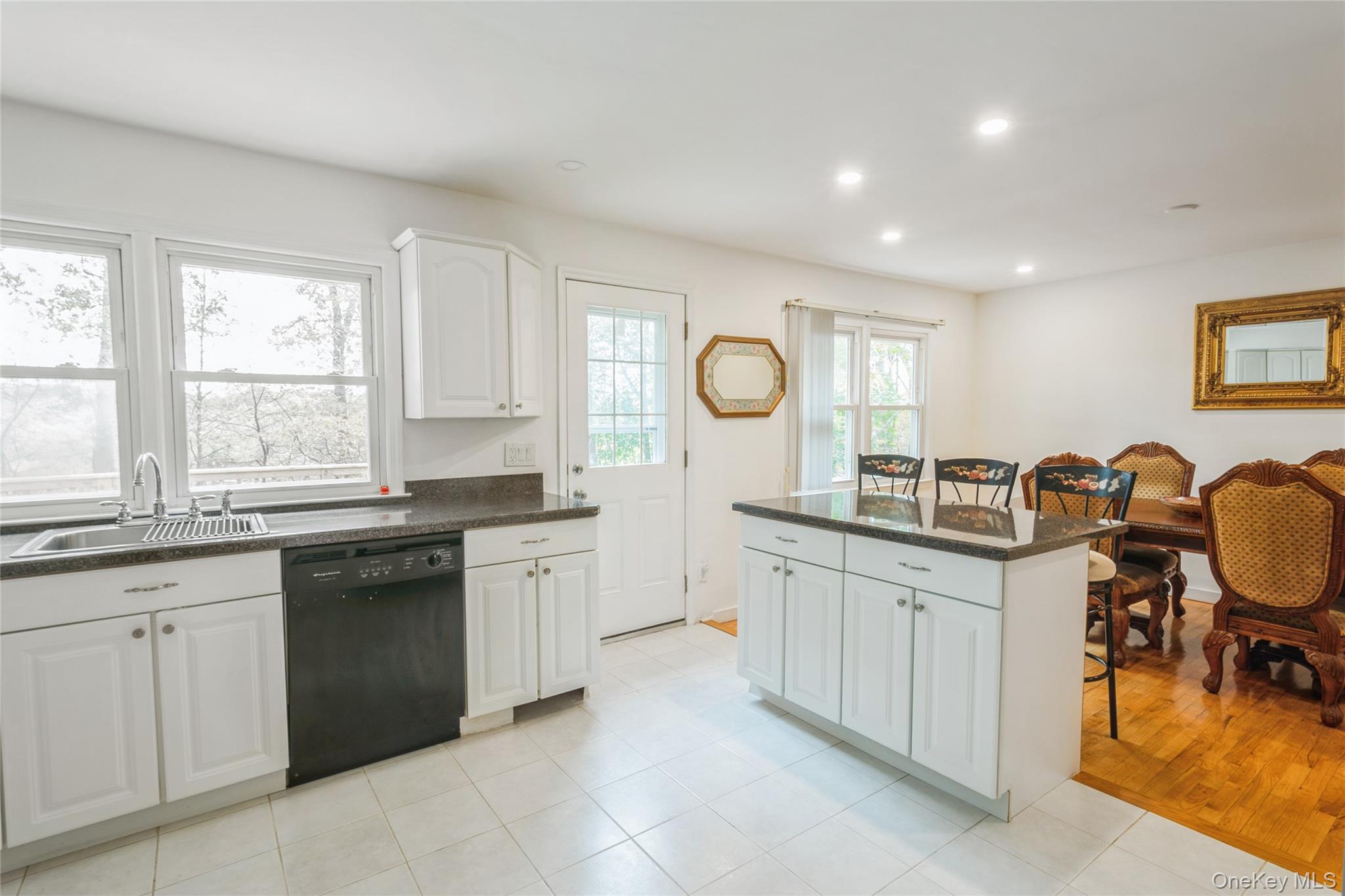 #6 photo, 42 Mesa Place, Nanuet , NY 10954