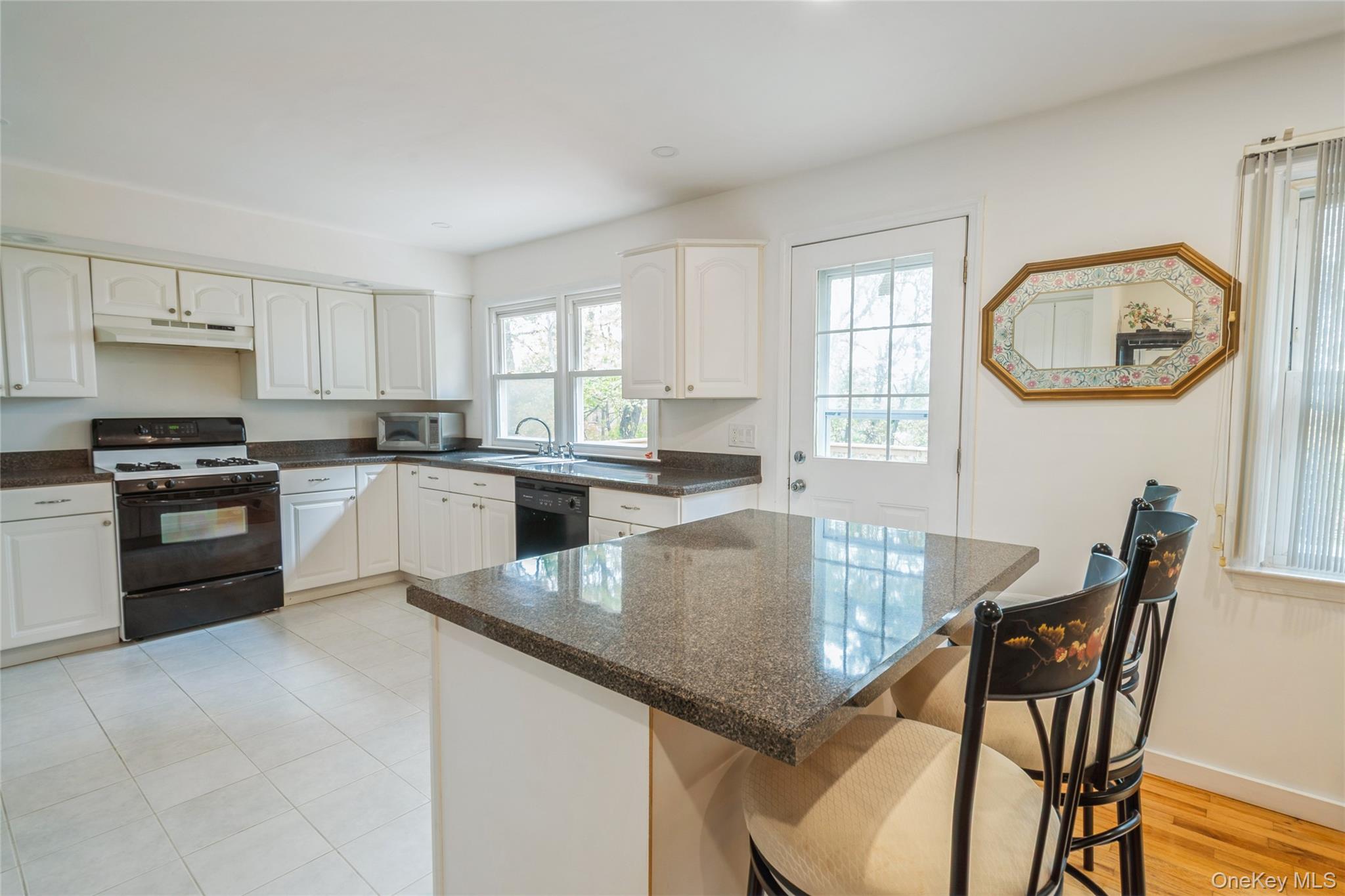 #7 photo, 42 Mesa Place, Nanuet , NY 10954