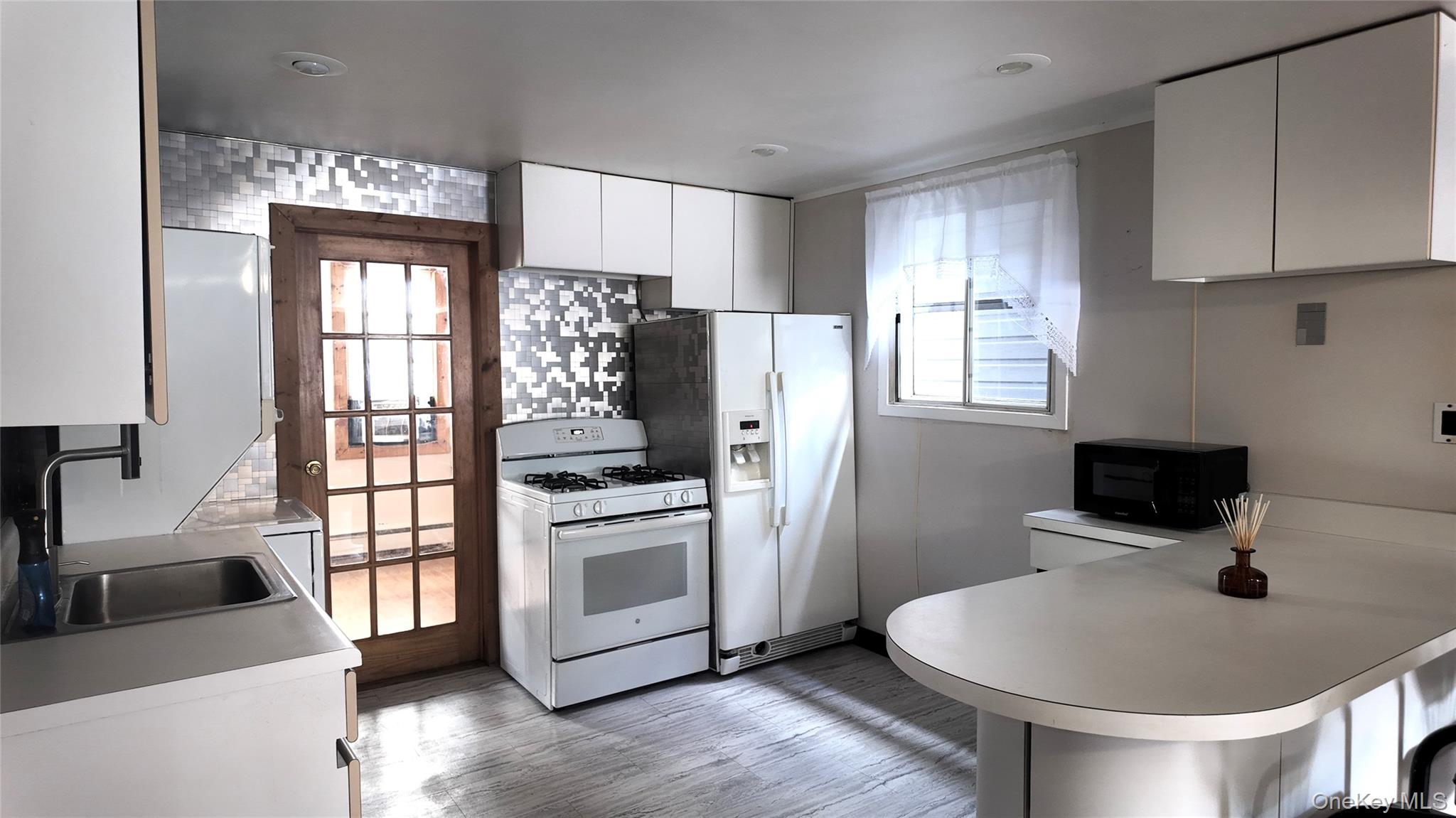 #4 photo, 3249 Barkley Avenue, ブロンクス区 Bronx , NY 10465