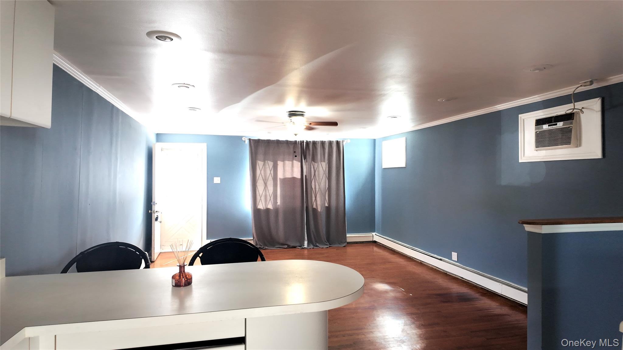 #7 photo, 3249 Barkley Avenue, ブロンクス区 Bronx , NY 10465