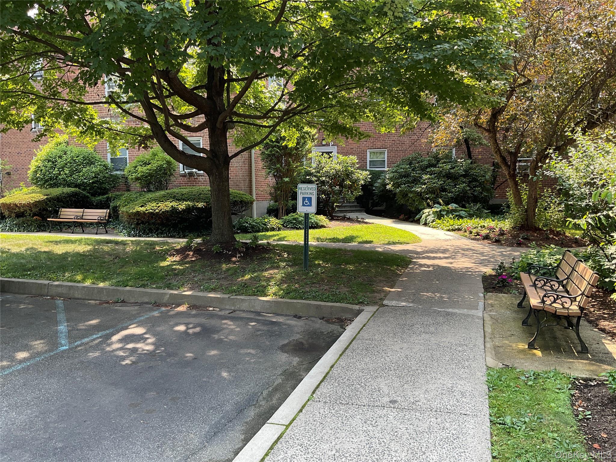 #3 photo, 320 S Broadway, Tarrytown , NY 10591