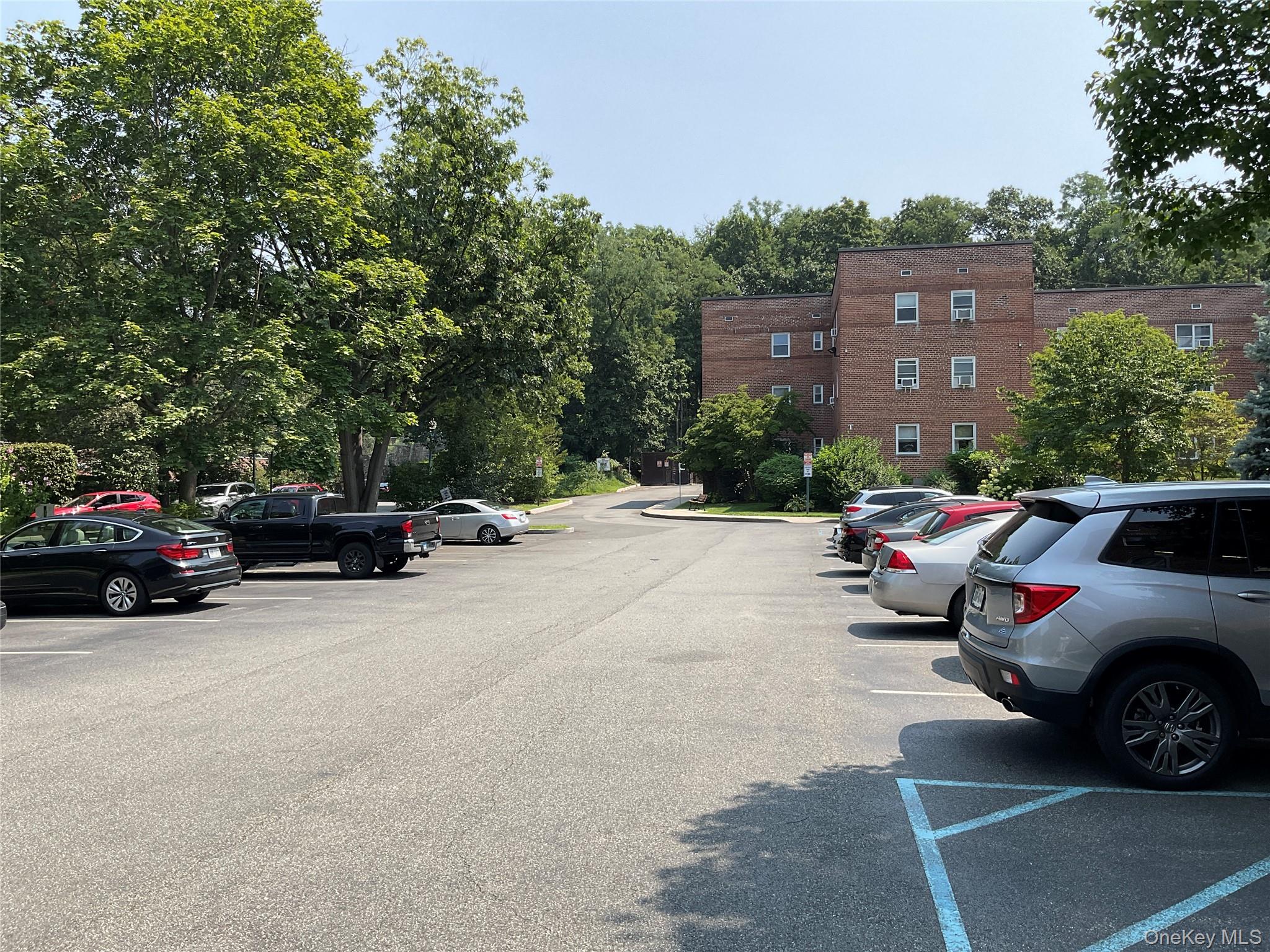 #4 photo, 320 S Broadway, Tarrytown , NY 10591