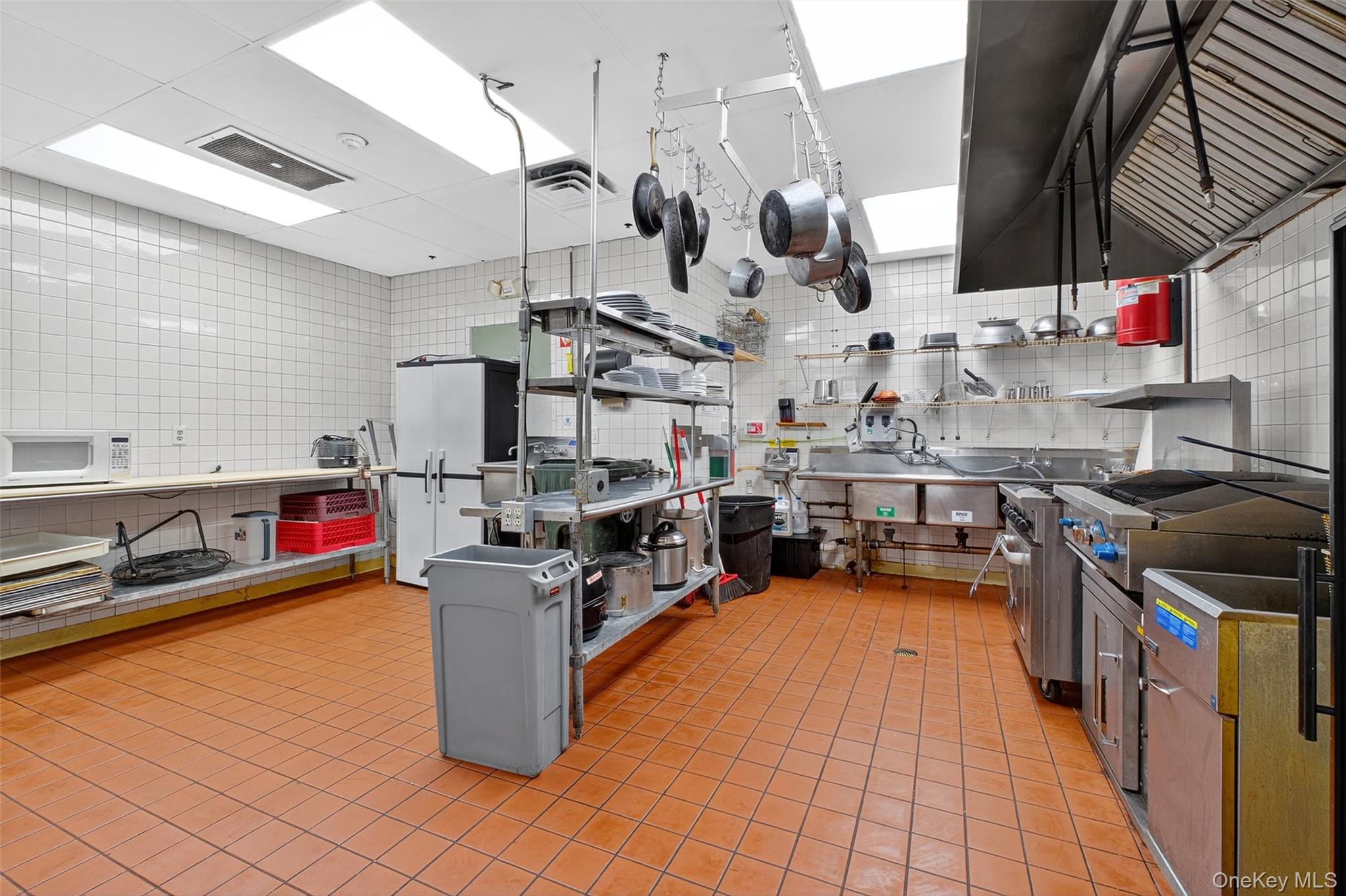 #4 photo, 1220 Oregon Road, Cortlandt Manor , NY 10567