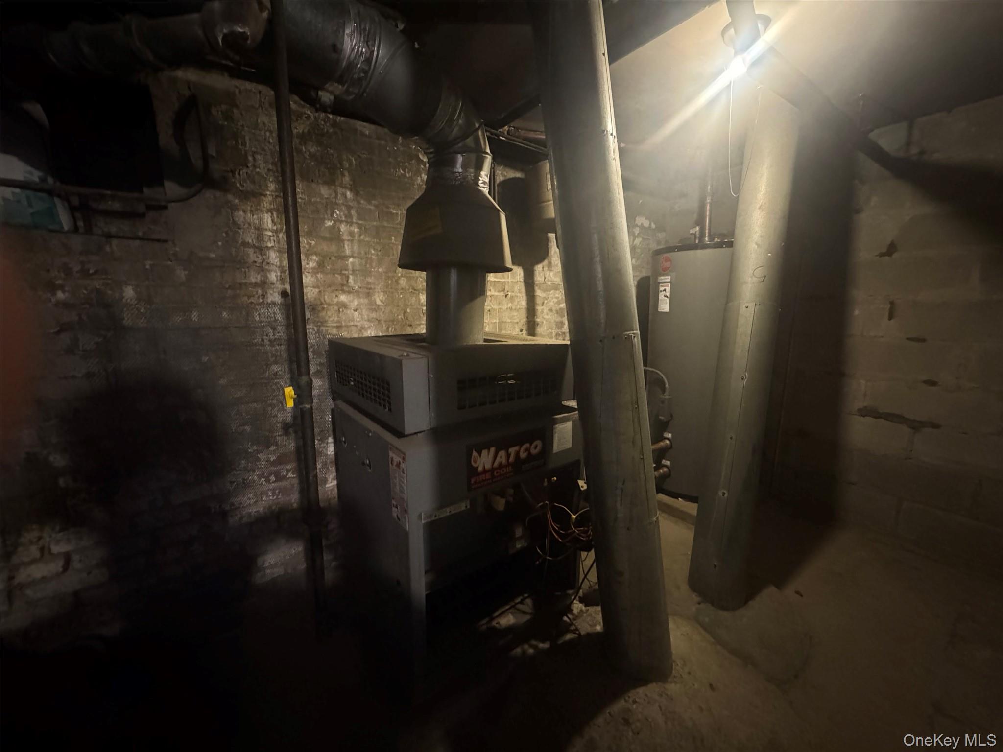 #6 photo, 4808 Broadway, クイーンズ区 Astoria , NY 11103