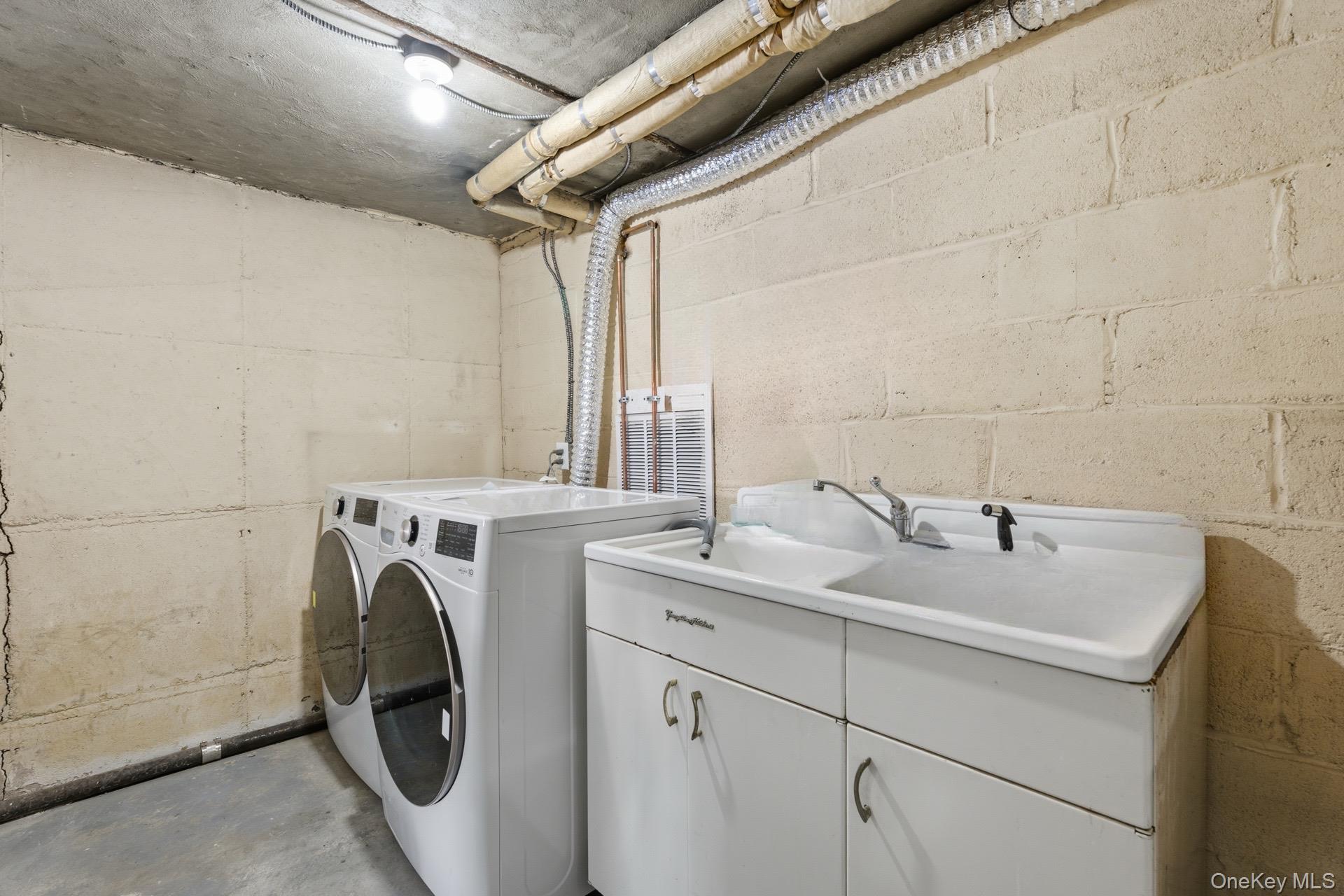 #14 photo, 4826 193rd Street, Fresh Meadows , NY 11365