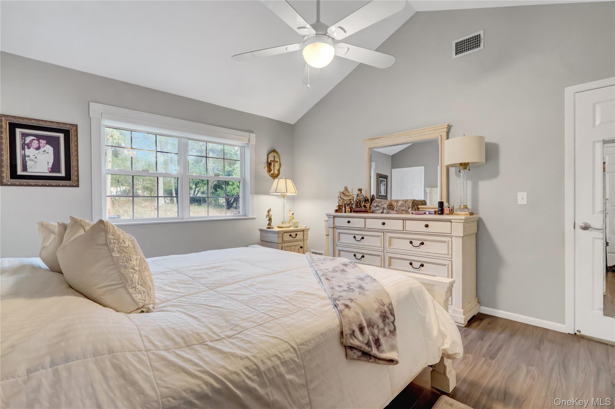 #16 photo, 14 Chipmunk Trail, Coram , NY 11727