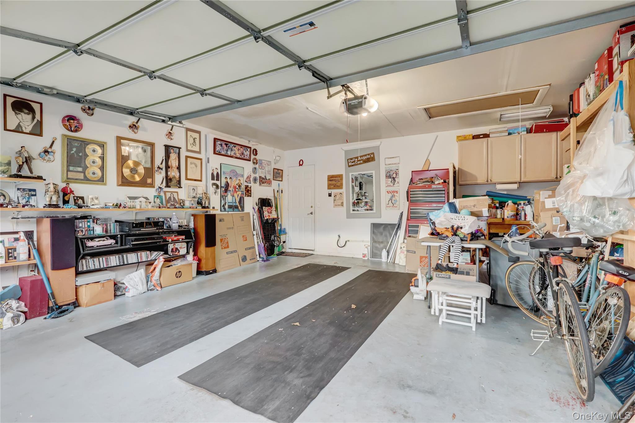 #20 photo, 14 Chipmunk Trail, Coram , NY 11727