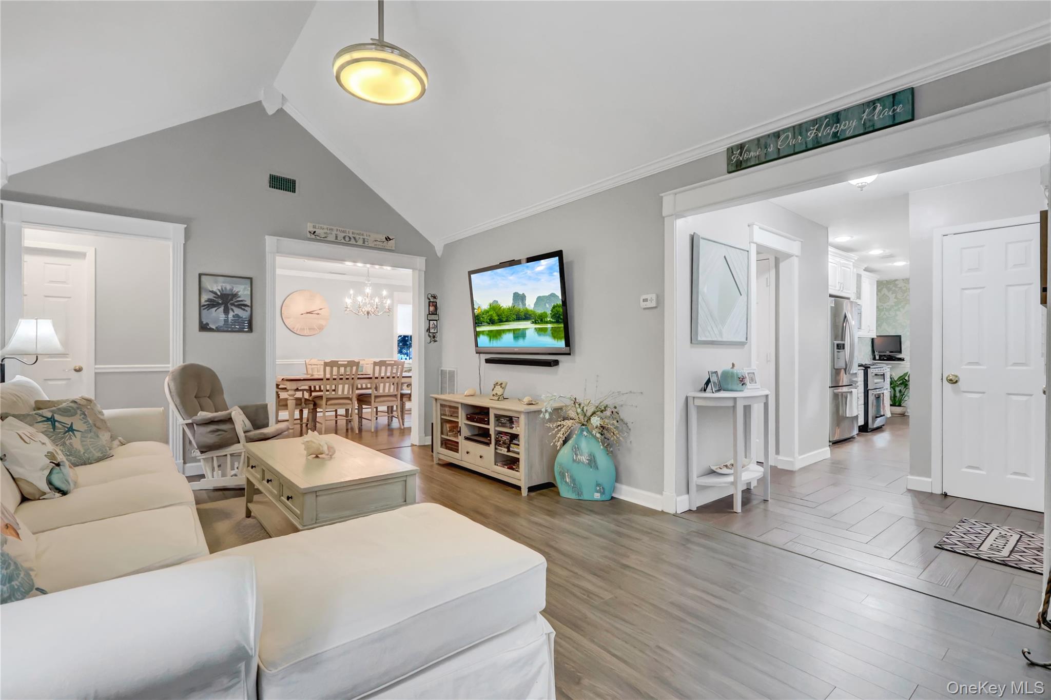 #5 photo, 14 Chipmunk Trail, Coram , NY 11727