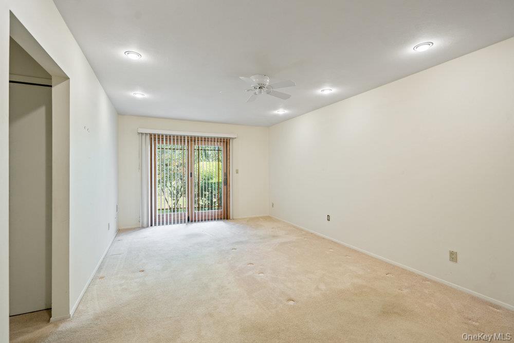 #14 photo, 118 Estate Drive, ナッソー郡 Jericho , NY 11753