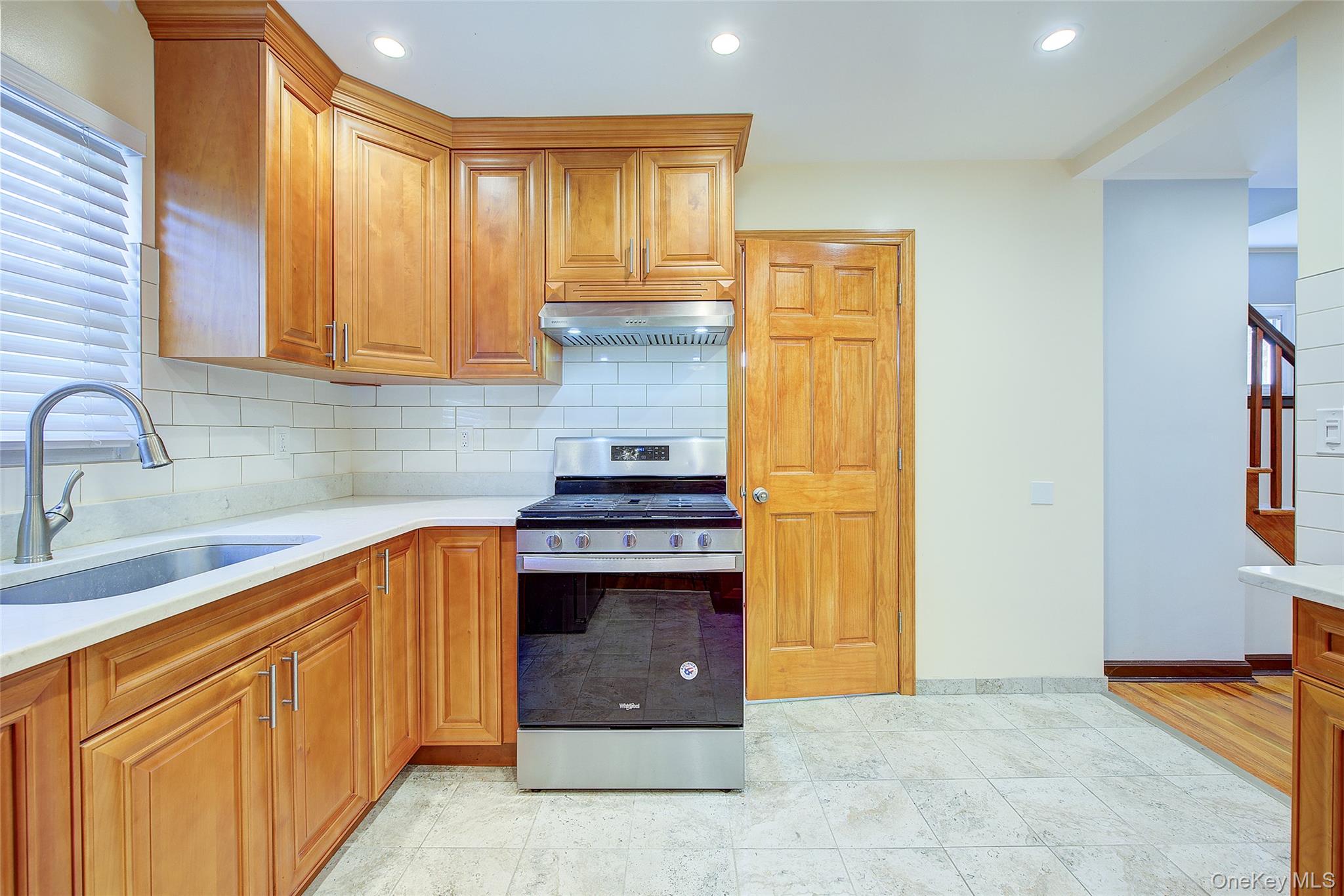 #14 photo, 42-35 217th Street, クイーンズ区 Bayside , NY 11361