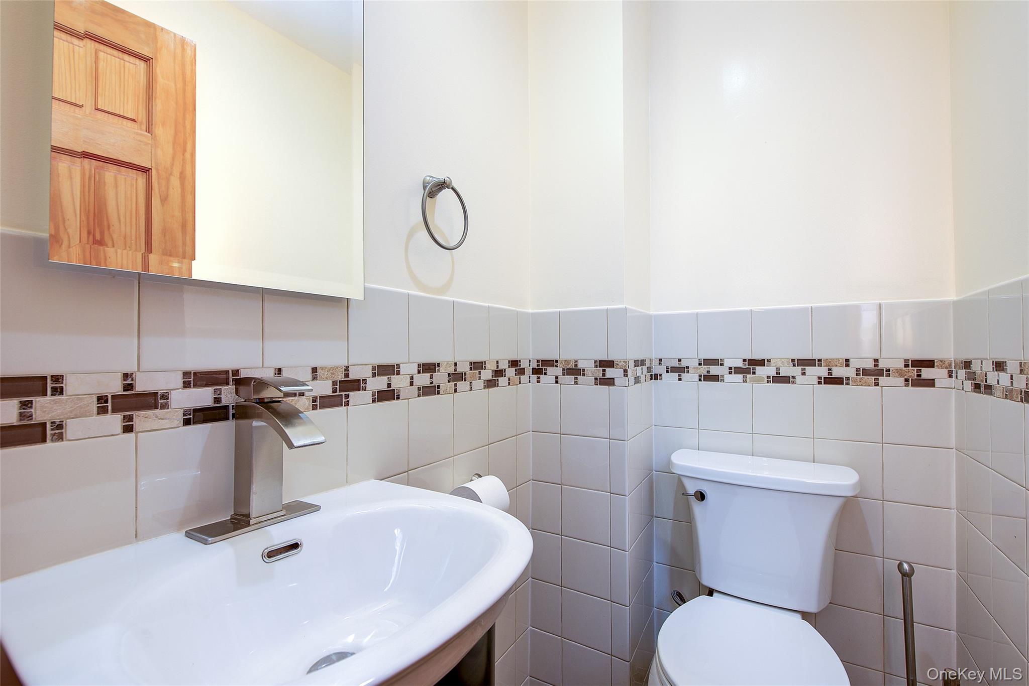 #16 photo, 42-35 217th Street, クイーンズ区 Bayside , NY 11361