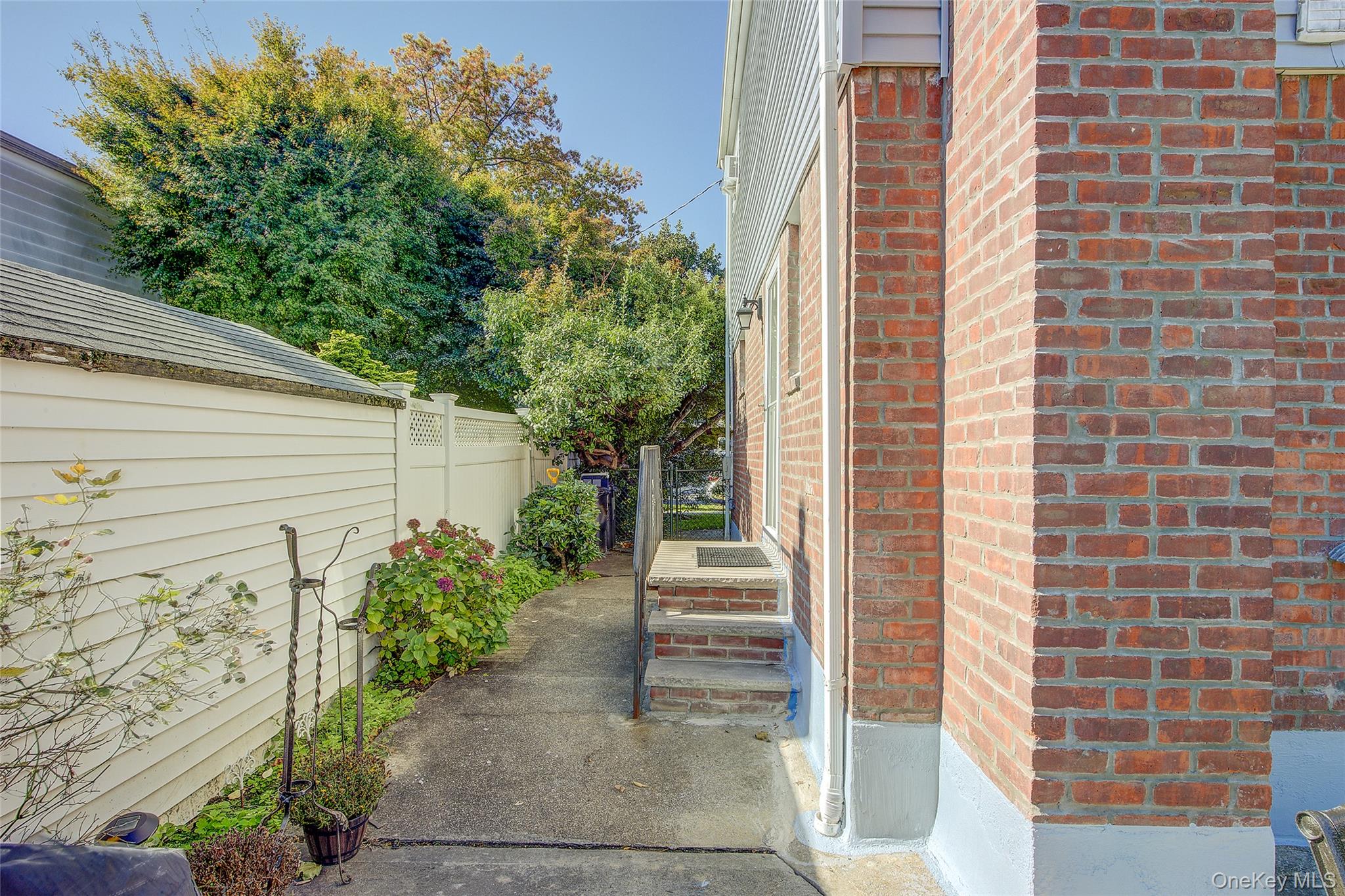 #3 photo, 42-35 217th Street, クイーンズ区 Bayside , NY 11361