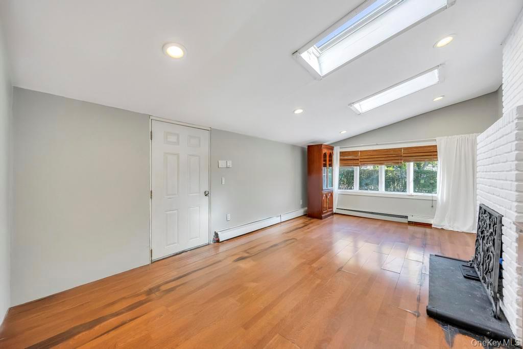 #11 photo, 80 S Bedford Avenue, サフォーク郡 Islandia , NY 11749