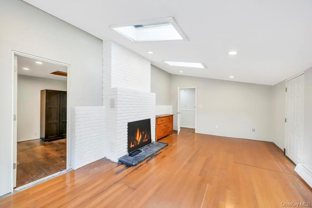 #13 photo, 80 S Bedford Avenue, サフォーク郡 Islandia , NY 11749