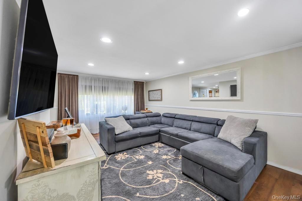 #5 photo, 80 S Bedford Avenue, サフォーク郡 Islandia , NY 11749