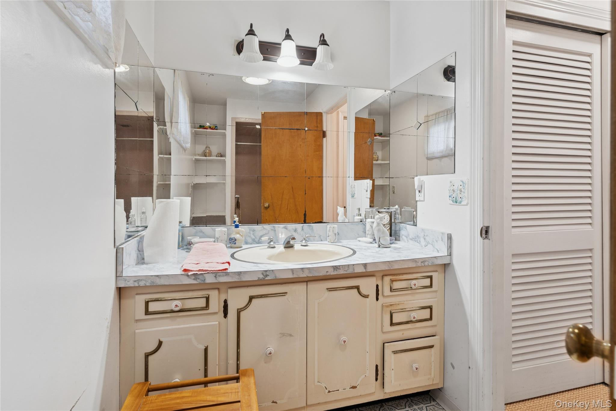 #12 photo, 70 Fairview Avenue, سوفولك Montauk , NY 11954