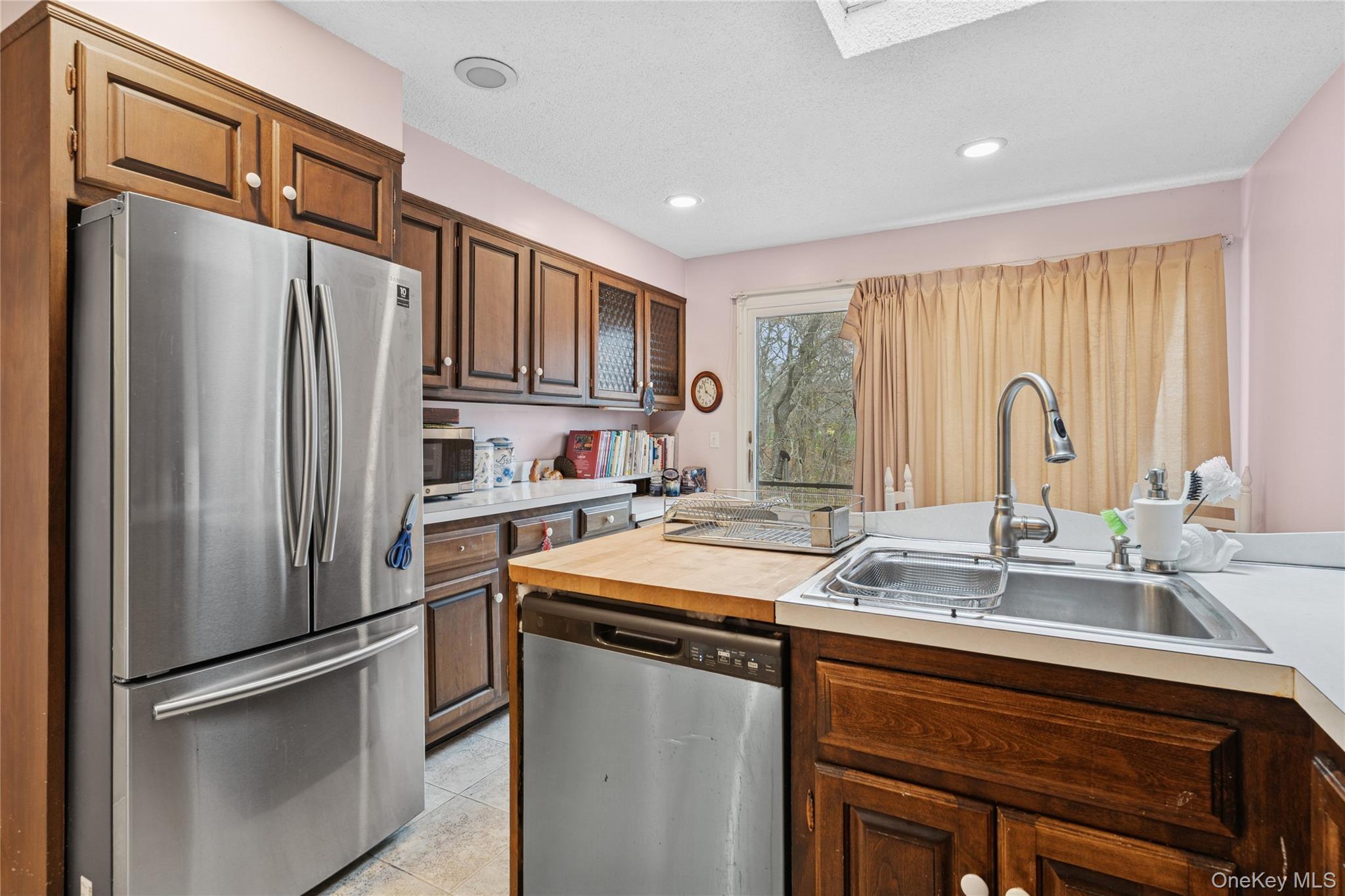 #9 photo, 70 Fairview Avenue, سوفولك Montauk , NY 11954