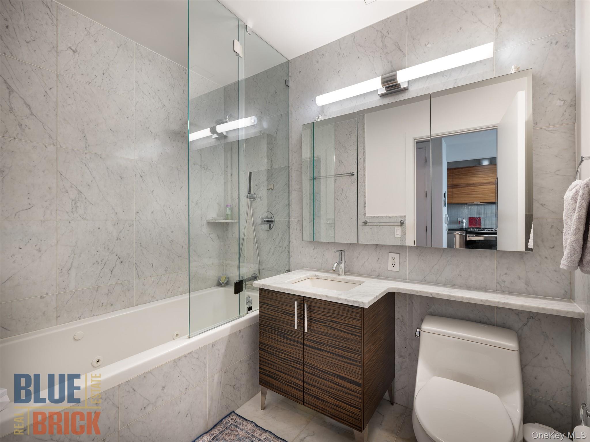 #11 photo, 11-24 31st Avenue, Astoria , NY 11106