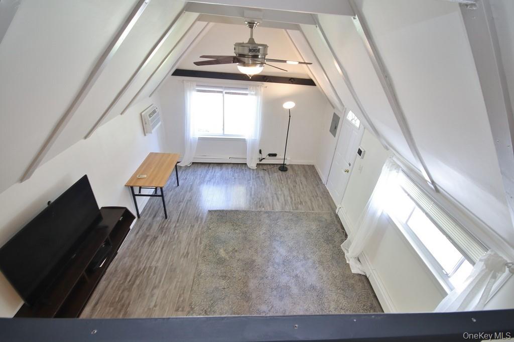 #20 photo, 42 Campwoods Grounds, Ossining , NY 10562