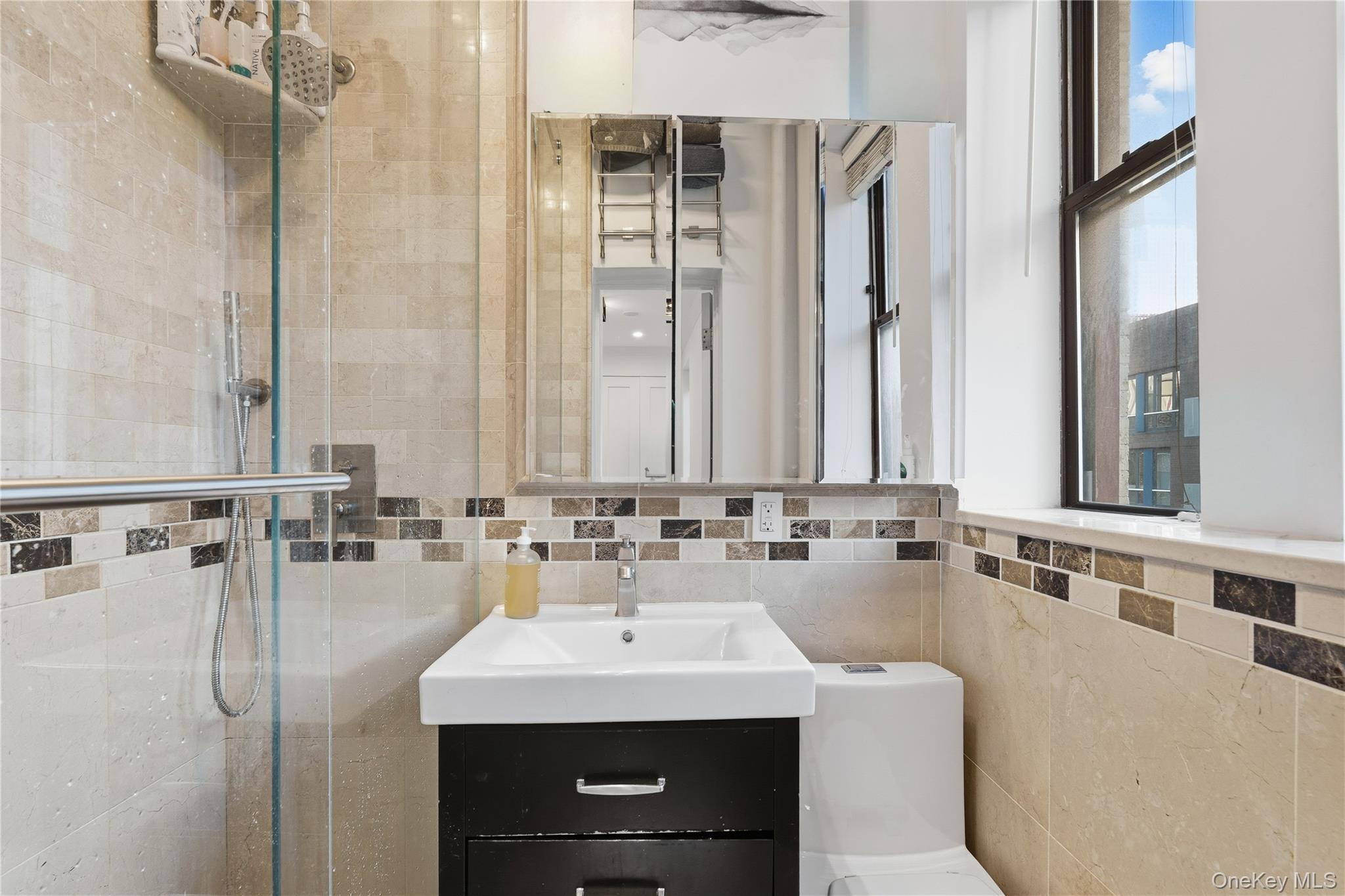 #10 photo, 453 W 54th Street, マンハッタン New York (Manhattan) , NY 10019