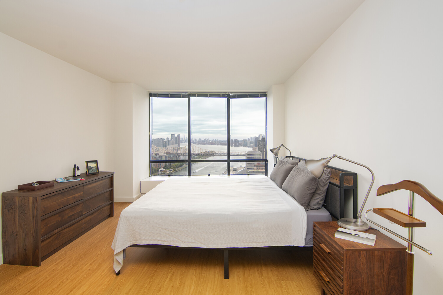 #7 photo, 525 E 72ND Street, マンハッタン Lenox Hill , NY 10021