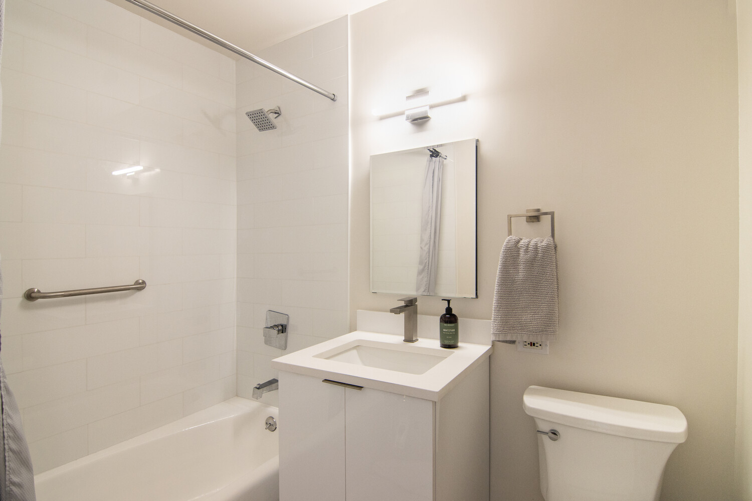 #8 photo, 525 E 72ND Street, マンハッタン Lenox Hill , NY 10021