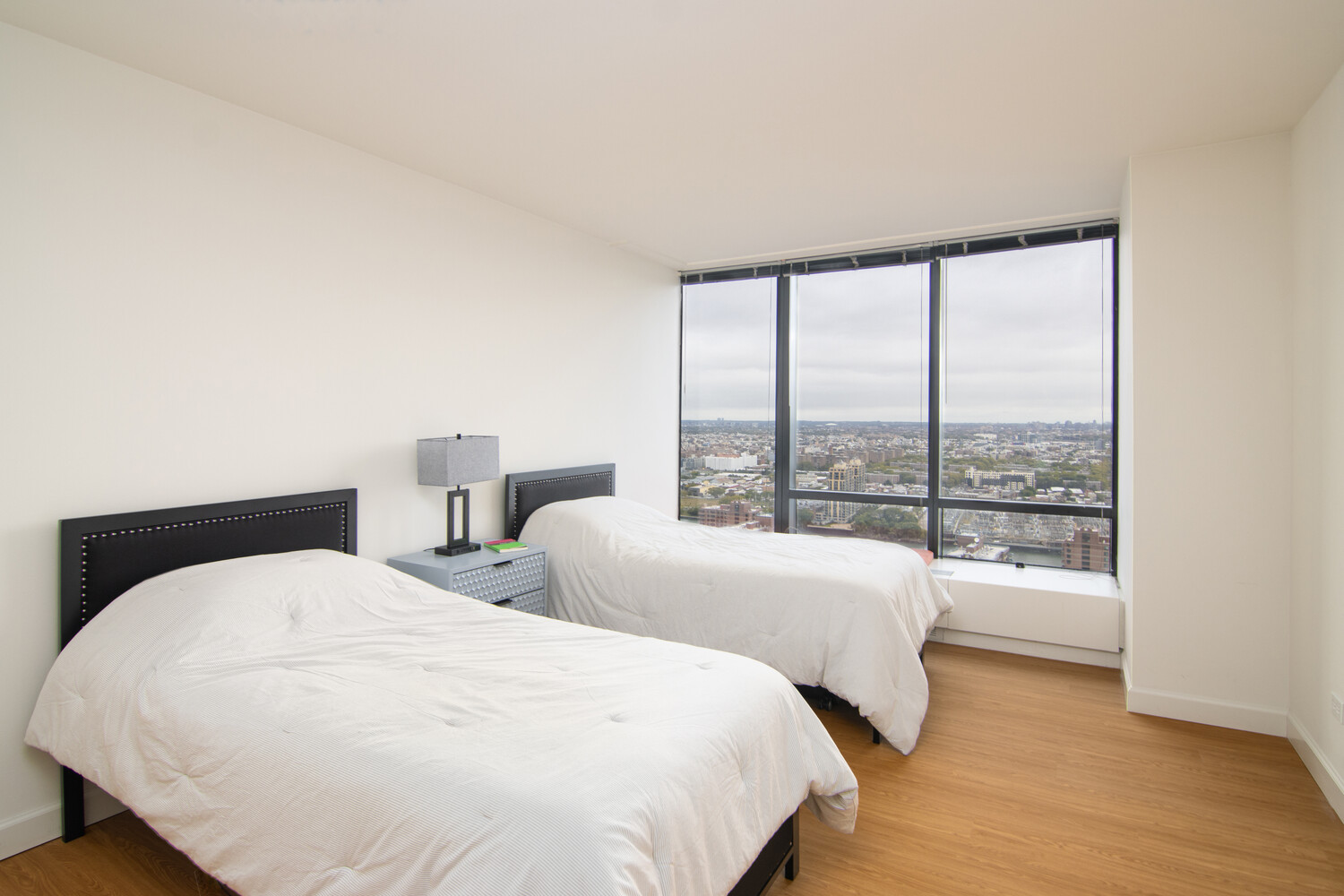 #9 photo, 525 E 72ND Street, マンハッタン Lenox Hill , NY 10021