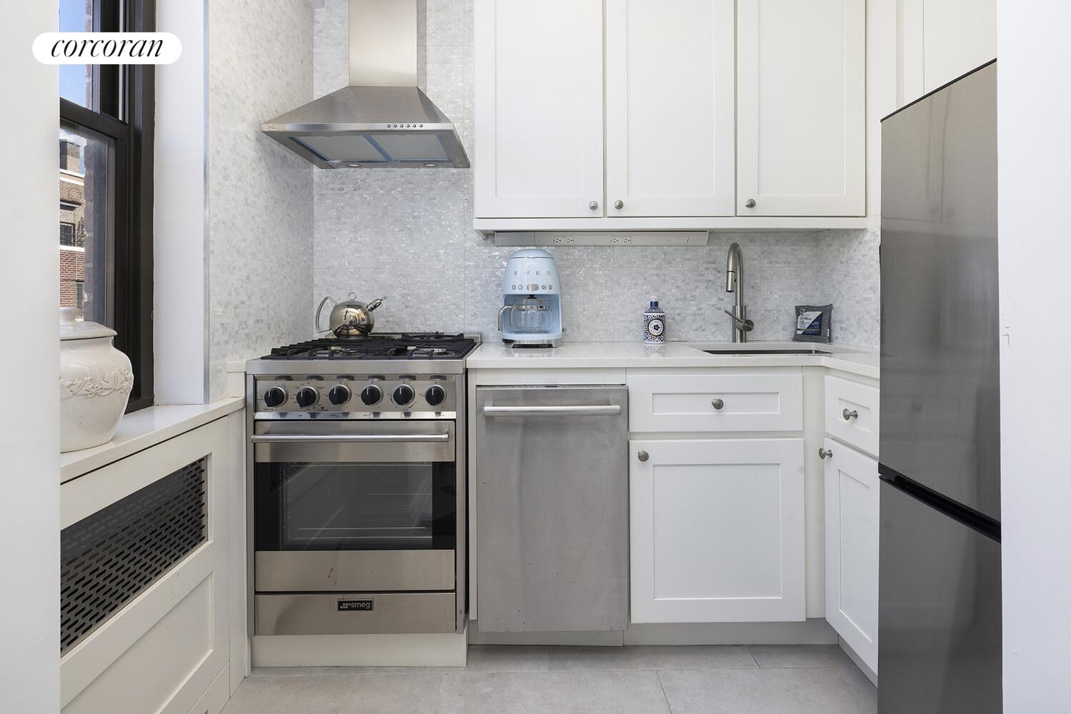 #4 photo, 405 E 63RD Street, マンハッタン Lenox Hill , NY 10065