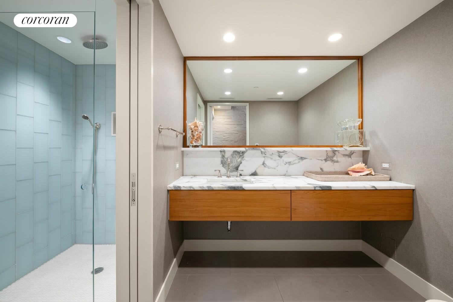 #18 photo, 19 JAY Street, Tribeca , NY 10013