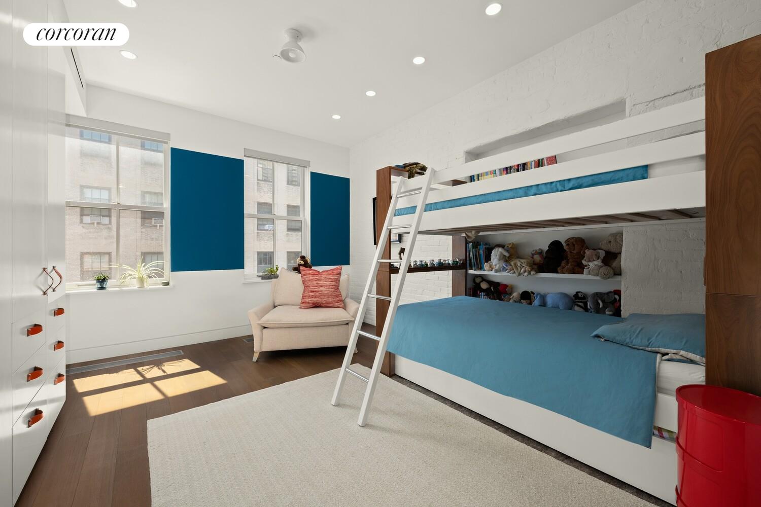 #20 photo, 19 JAY Street, Tribeca , NY 10013