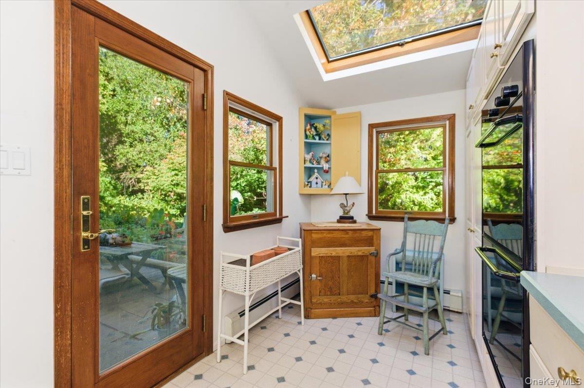 #15 photo, 27 Cold Spring Hills Road, Huntington , NY 11743