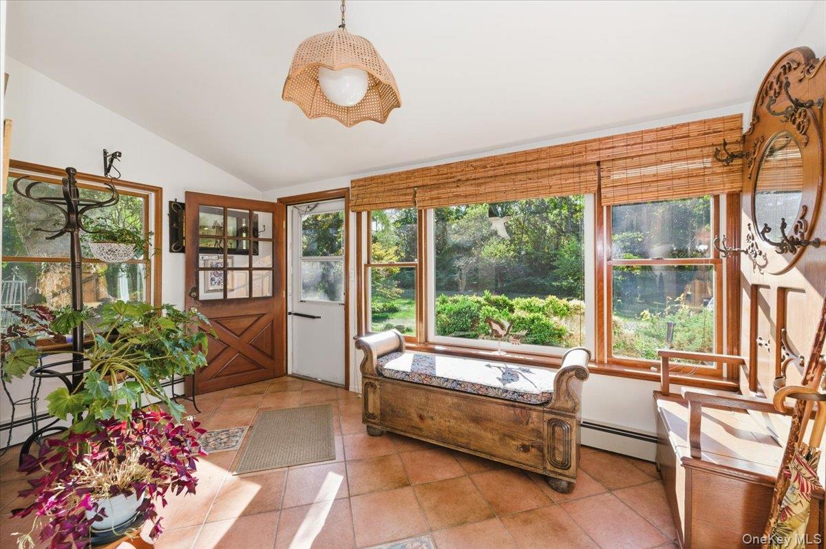 #3 photo, 27 Cold Spring Hills Road, Huntington , NY 11743