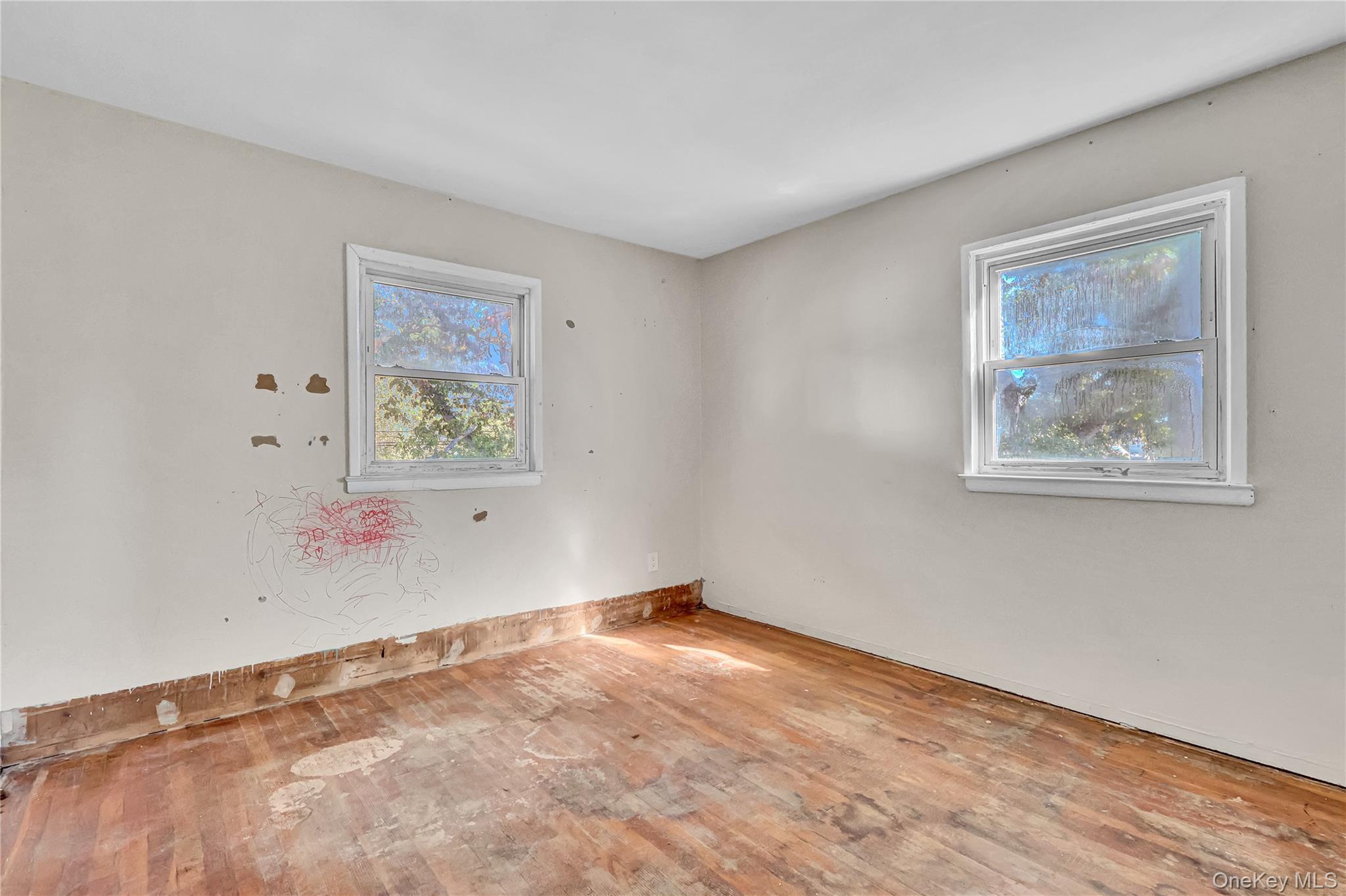 #15 photo, 90 30th Street, サフォーク郡 Copiague , NY 11726