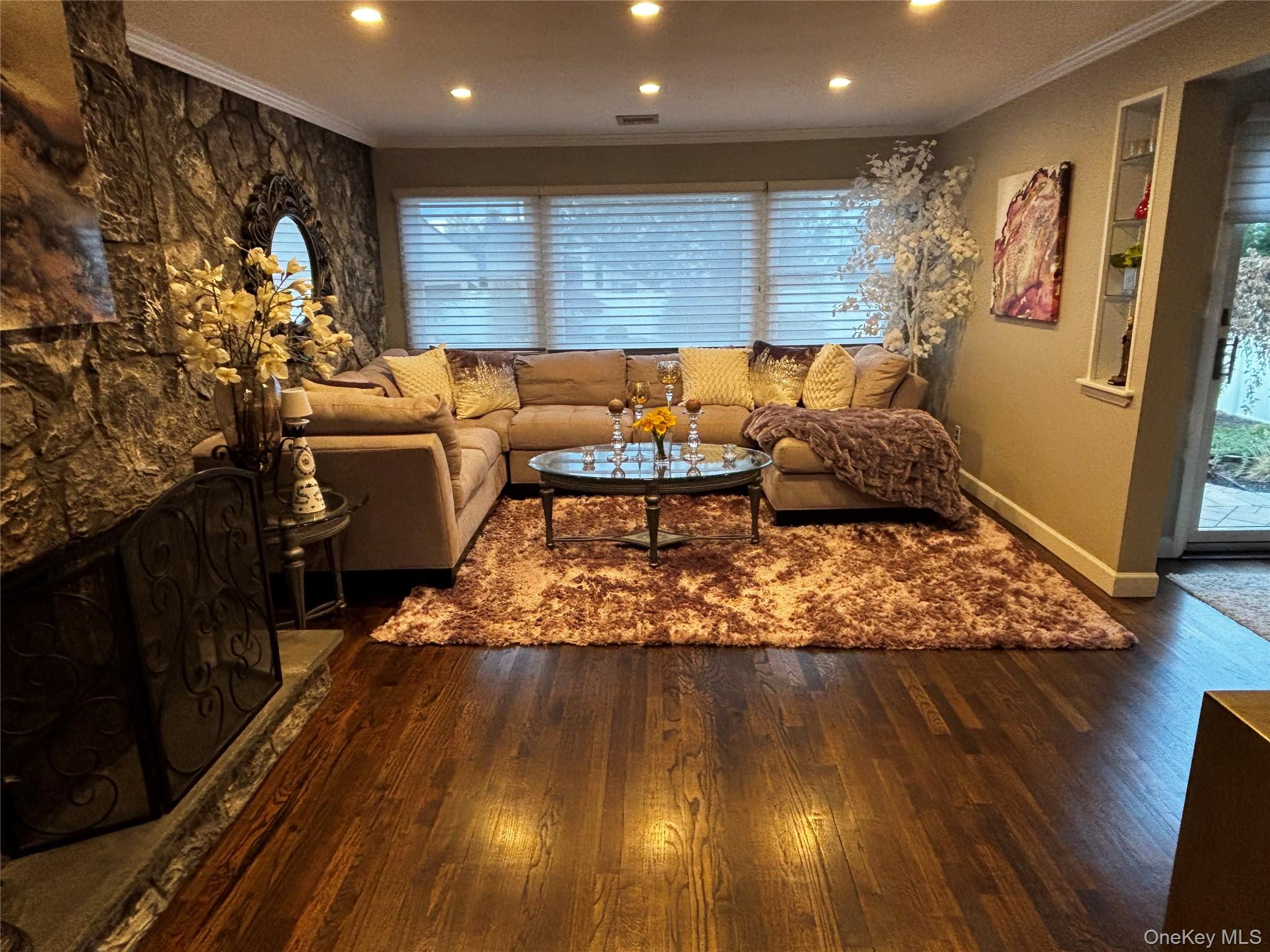 #10 photo, 344 Harrison Avenue, Massapequa , NY 11758