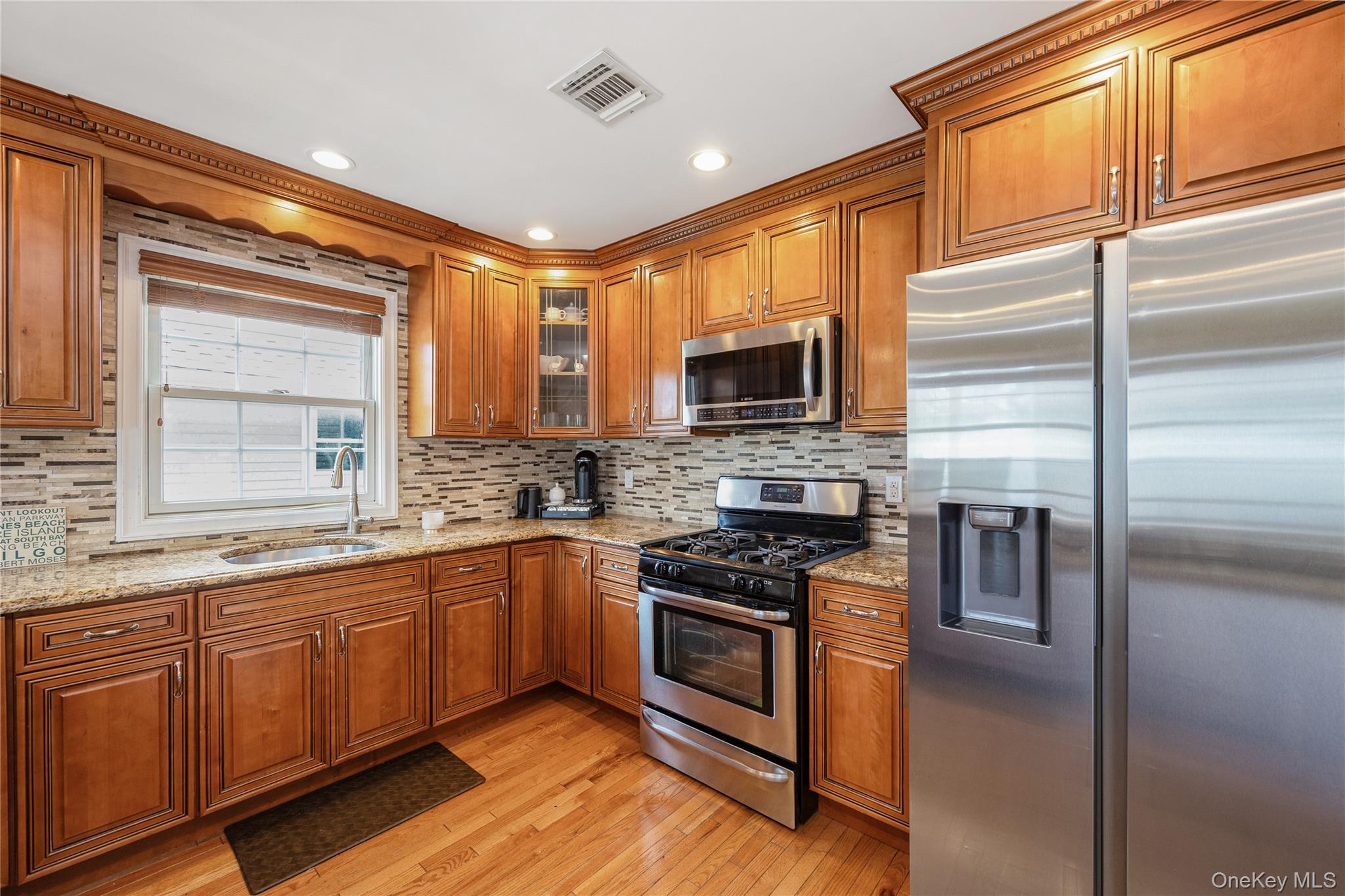 #9 photo, 2758 Harvard Place, ナッソー郡 Baldwin , NY 11510